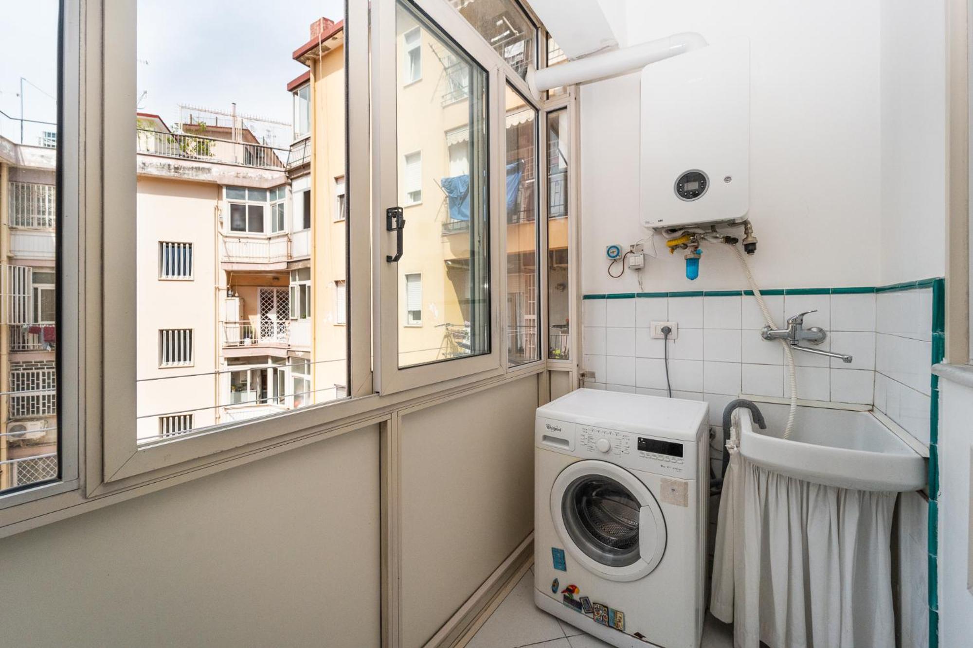 Casa Sole Apartment Napoli Bagian luar foto